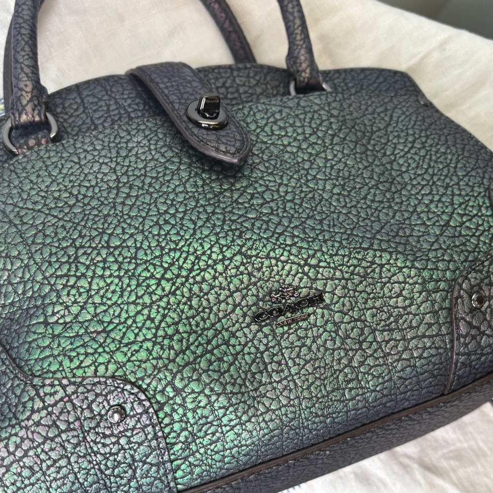 Coach Mercer Satchel 24 crafted in textured hologram leather RARE color shift - Picture 4 of 6
